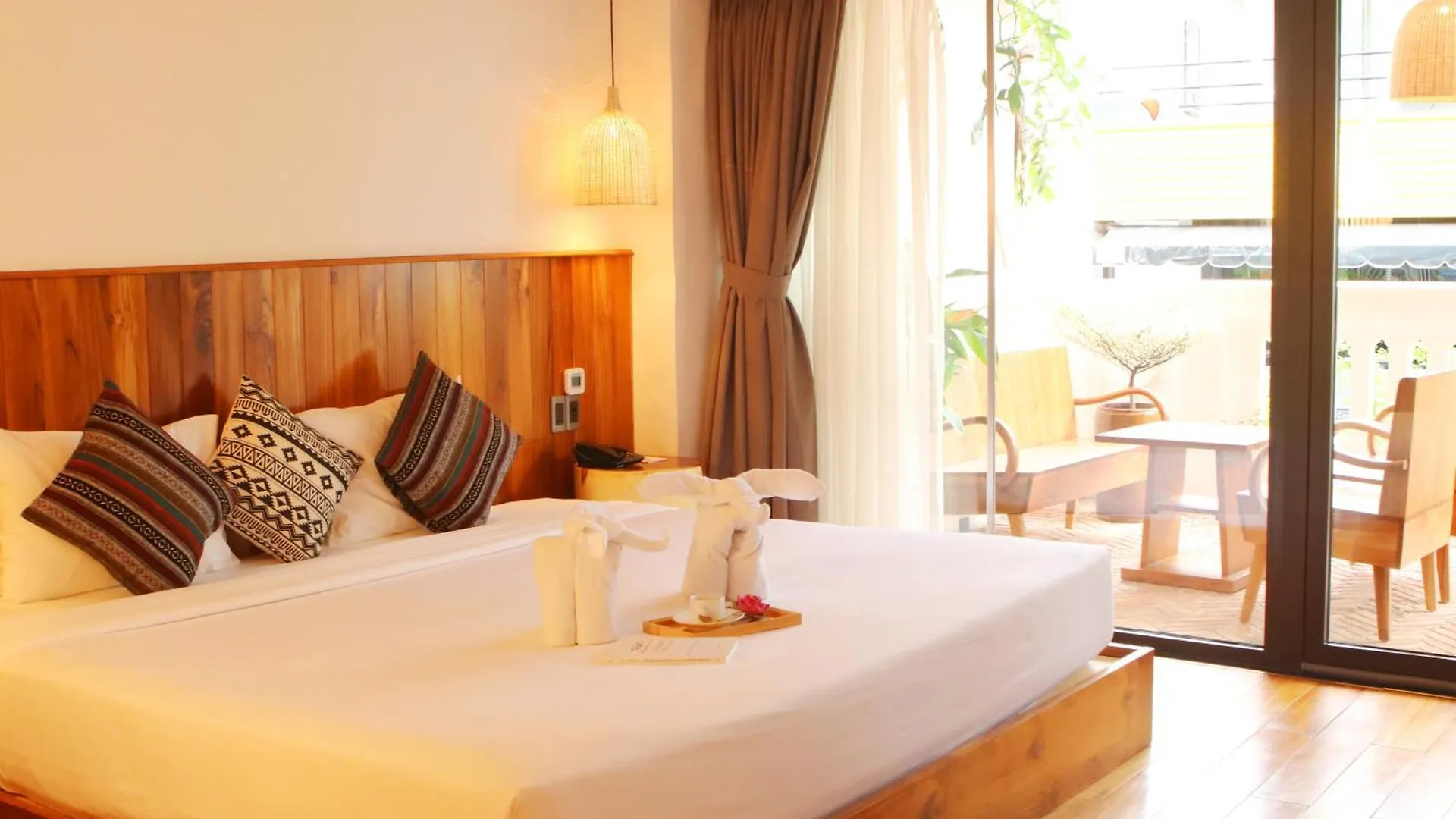 Duc Vuong Saigon Hotel - Bui Vien Ho Chi Minh City
