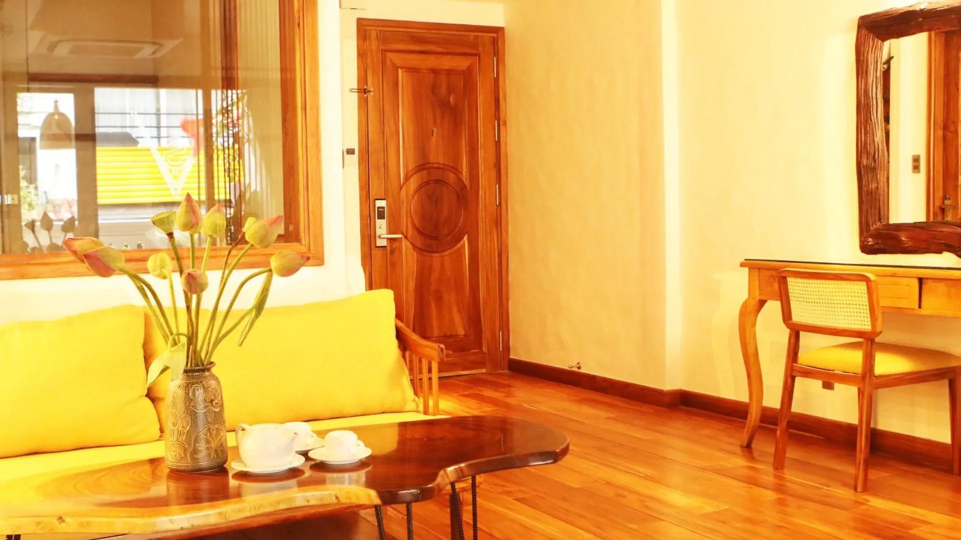 Duc Vuong Saigon Hotel - Bui Vien Ho Chi Minh City