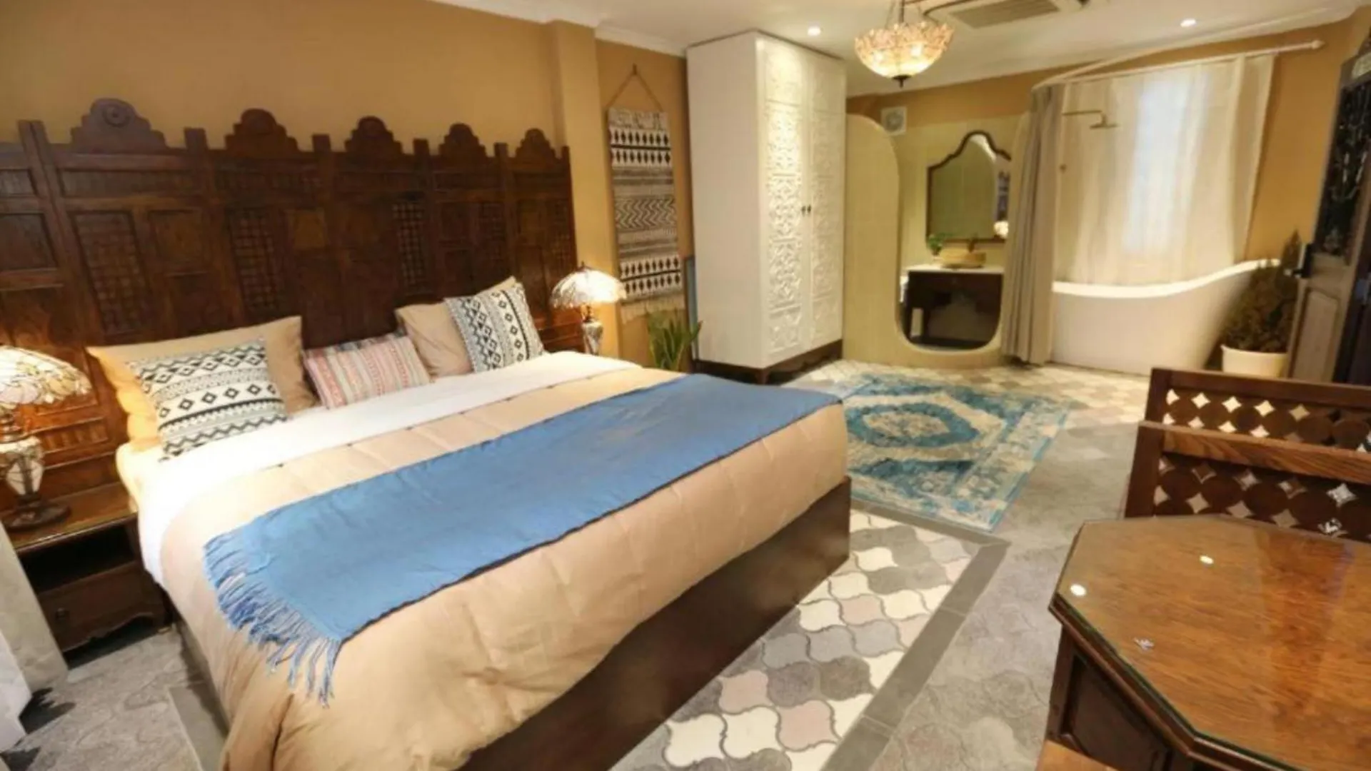Duc Vuong Saigon Hotel - Bui Vien Ho Chi Minh City